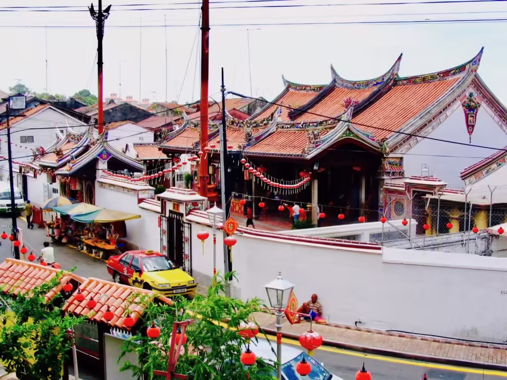 Melaka Temple Overhead Shot.jpg